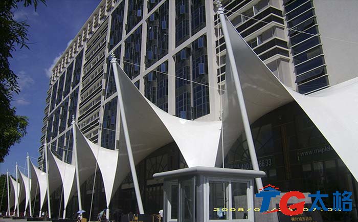 深圳楓葉城市酒店景觀膜結構工程