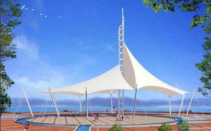 位于廣場的一處彰顯力與美的景觀類張拉膜膜結構