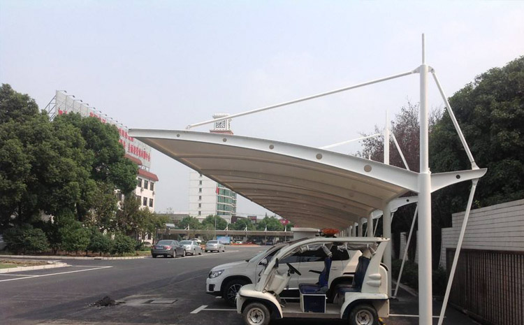 膜結構電動車棚