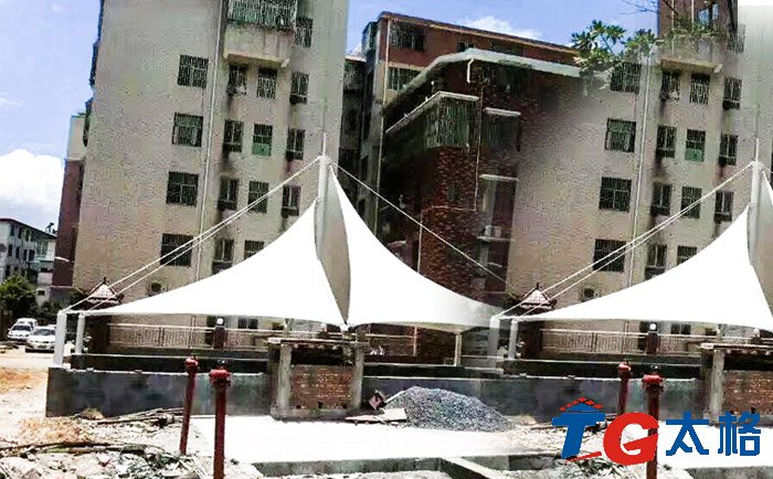 湖南郴州設計院停車場出入口膜結構