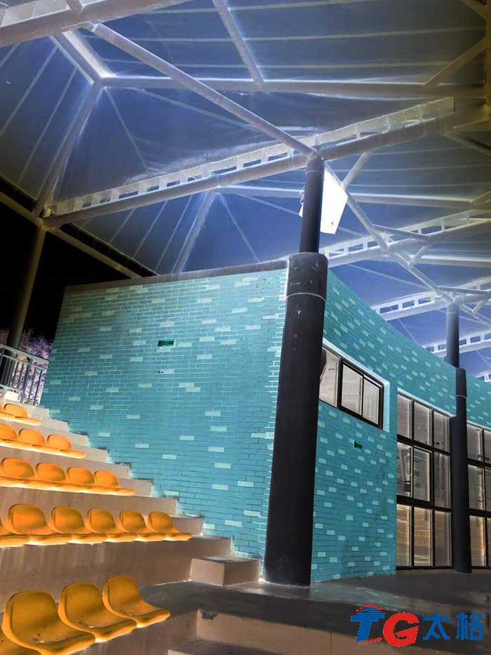 南京外國語學(xué)院棒球場看臺膜結(jié)構(gòu)工程