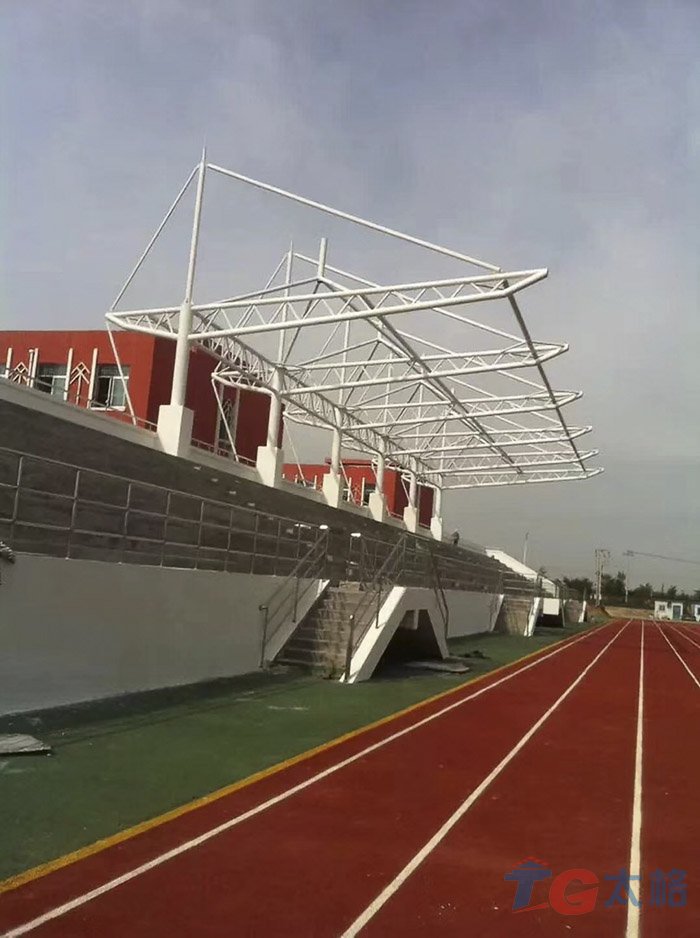 寧夏吳忠紅寺堡中學體育看臺膜結構工程