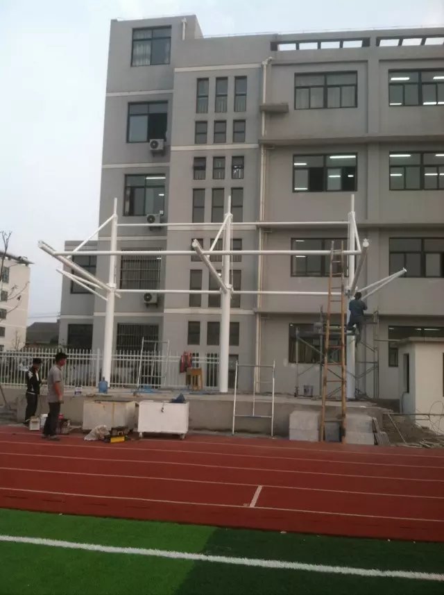 膜結構看臺 膜結構建筑的特點及應用領域