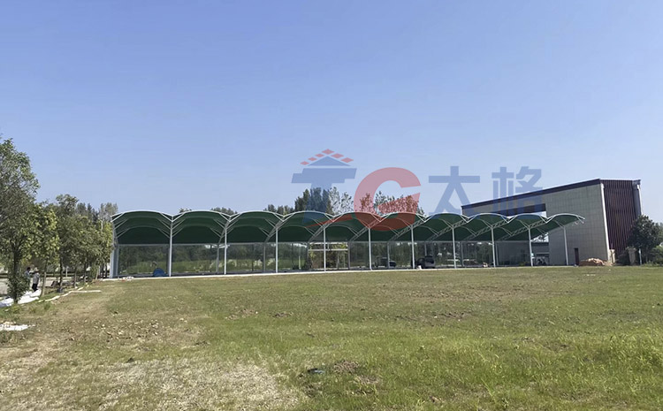 南陽科技技術學院高爾夫發球臺膜結構工程