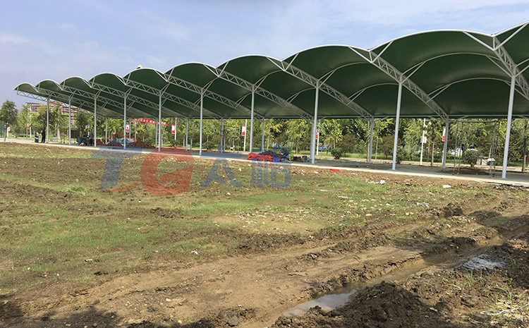 南陽科技技術學院高爾夫發球臺膜結構工程